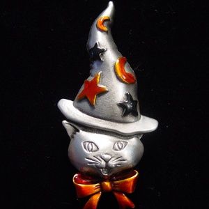 COPY - 🆕 ‘Cat 😼 in Wizard's Hat' Pin Brooch